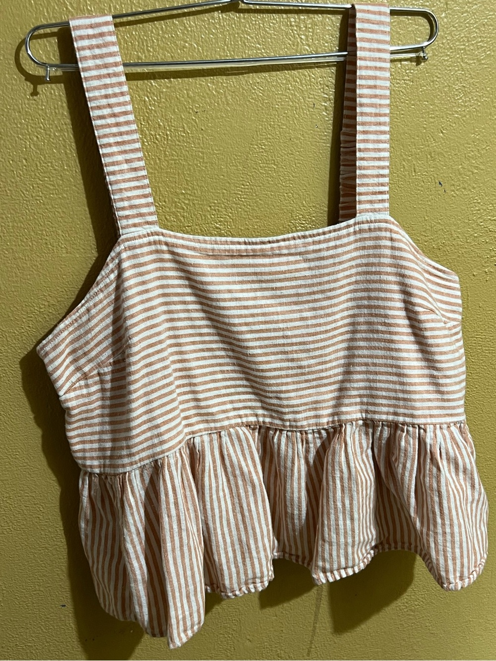 American Eagle Striped Tank Top in Light Peach and White